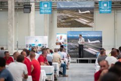 BUD-布達(dá)佩斯空運(yùn)-通過了一個(gè)重要的里程碑大型倉(cāng)庫(kù)建筑已經(jīng)完