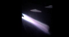 沙特阿拉伯的空運-視頻：發動機噴火 美聯航一客機緊急降落