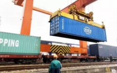空運(yùn)價(jià)格-“一箱到底”！中遠(yuǎn)海運(yùn)集運(yùn)成功試點(diǎn)鐵路箱聯(lián)運(yùn)！（附圖）