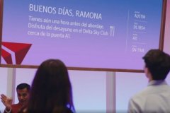 空運(yùn)查詢-同一塊屏幕、不同的信息：達(dá)美航空開始測試平行現(xiàn)實(shí)屏幕技術(shù)