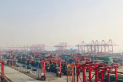 日本空運(yùn)-上海洋山港迎來復(fù)工首波船舶靠港高峰