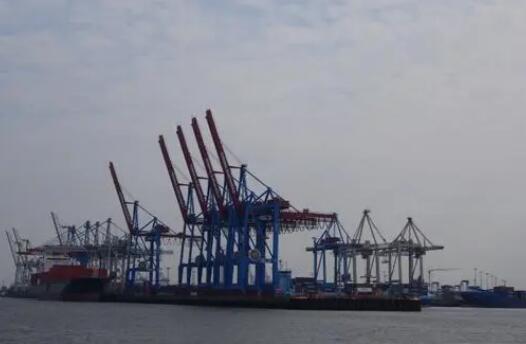 伊拉克的空運(yùn)-航運(yùn)巨頭馬士基“登陸戰(zhàn)”:開(kāi)年“第一單”并購(gòu)美國(guó)倉(cāng)儲(chǔ)配送企業(yè)(附圖)