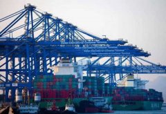 大連港鐵礦石中轉業務挺進東南亞市場 國際中轉合作港口達20余個
-迪拜空運