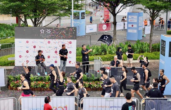  giving out sponsored travel and leisure prizes worth more than S$80
-阿爾及利亞空運ALG